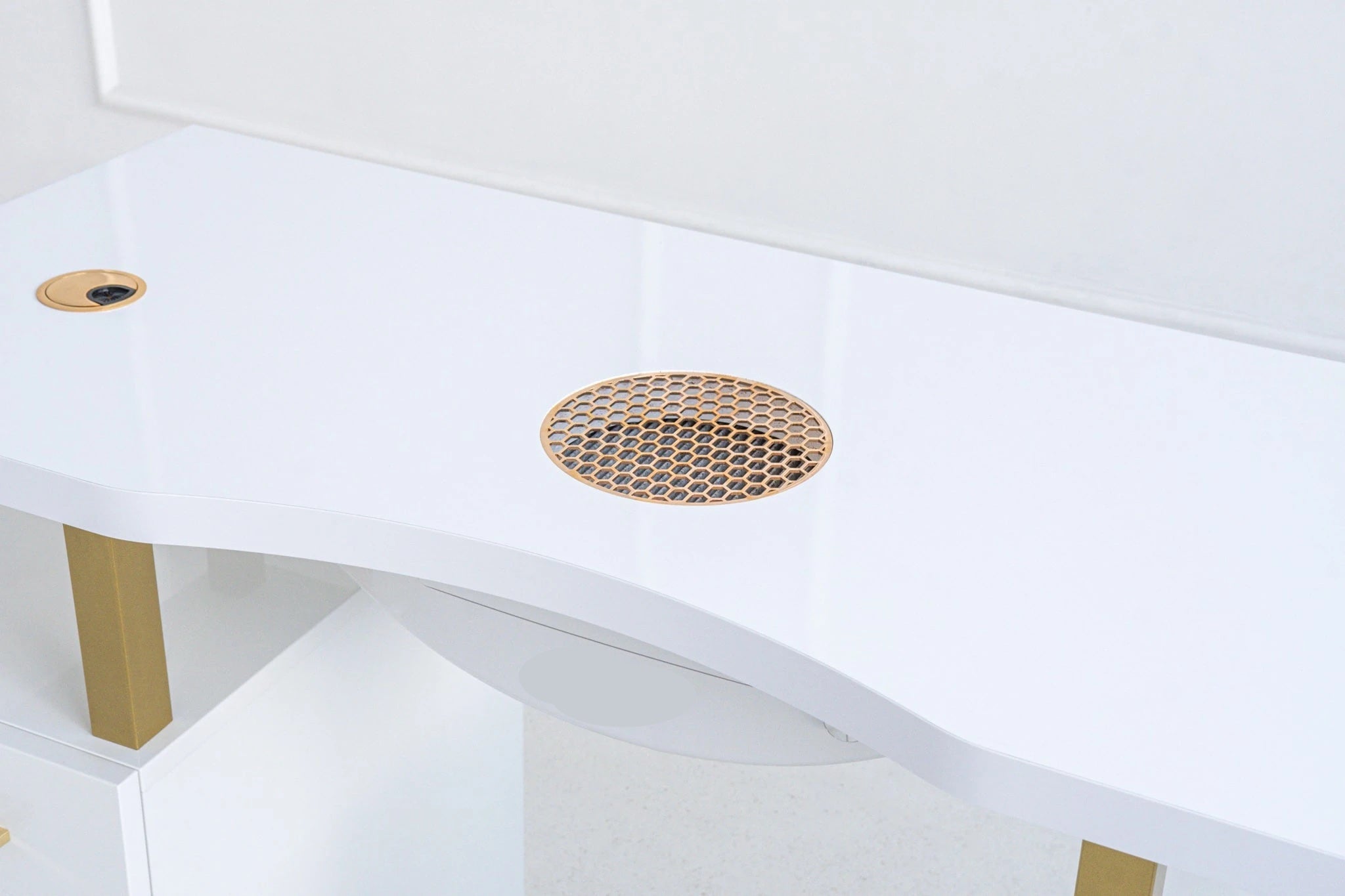 Table de manucure ›ANANAS‹ Swisshairdesign